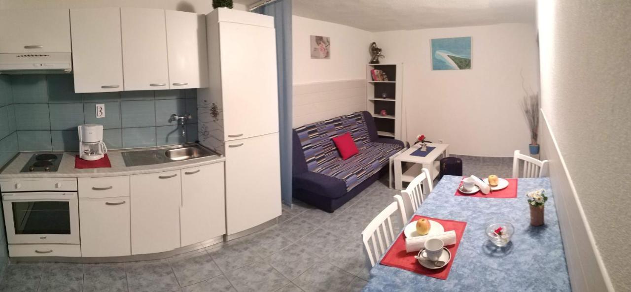 Apartmani Tanja Bol Exterior foto