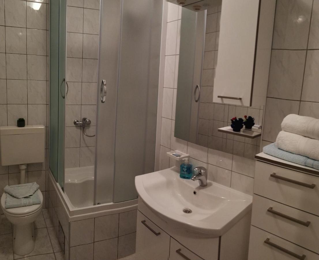 Apartmani Tanja Bol Exterior foto
